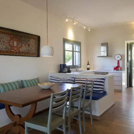 Erato - Ideal Family For 8 - Pool, Sea Views